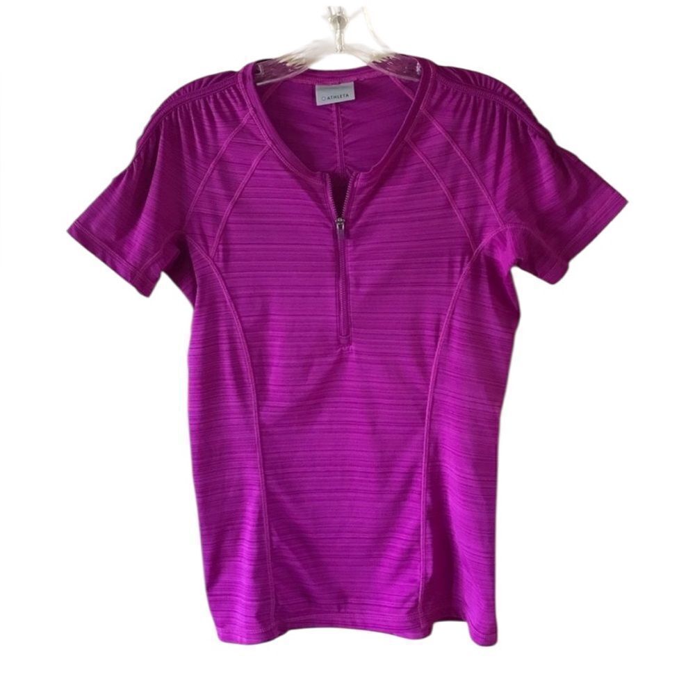 Athleta Super Cute Shirt 